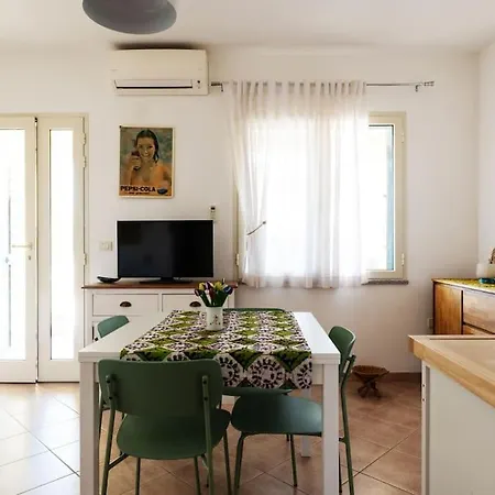 Casa Silvia 800m Dal Mare Hébergement de vacances *